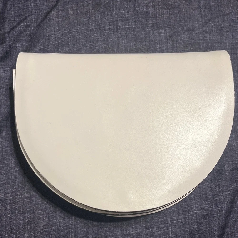 Kate Spade Cream Crossbody Bag with Grid Interior - Picture 8 of 8